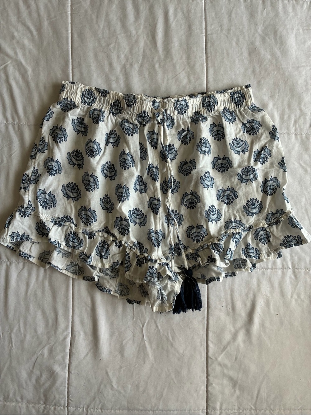 Rachel Zoe Cream Floral Ruffle Drawstring Shorts with Navy Tassel